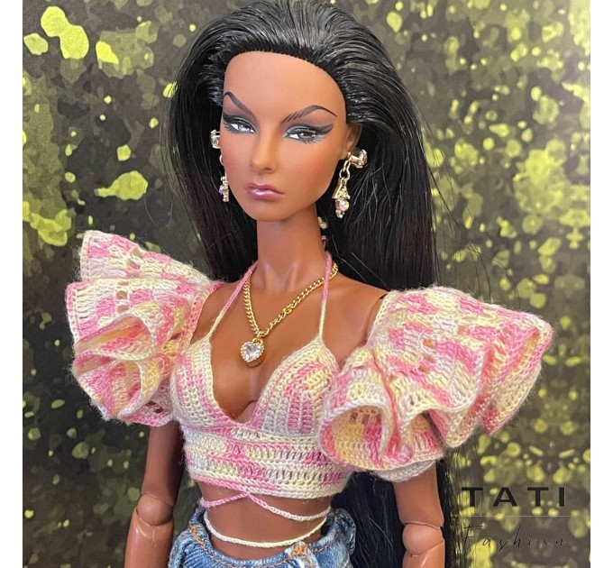 Crocheted top with puffy flounced sleeves for 1:6 fashion dolls